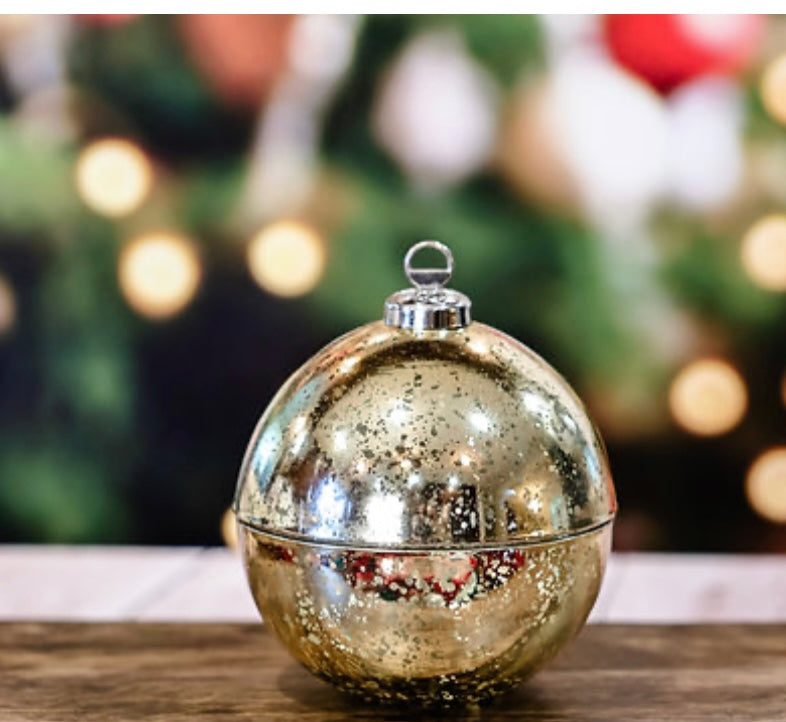 WINTER LIMITED EDITION - GLASS ORNAMENTS