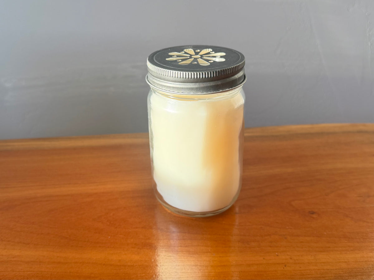 SEASONAL - SPRING + SUMMER   DAISY JAR CANDLE