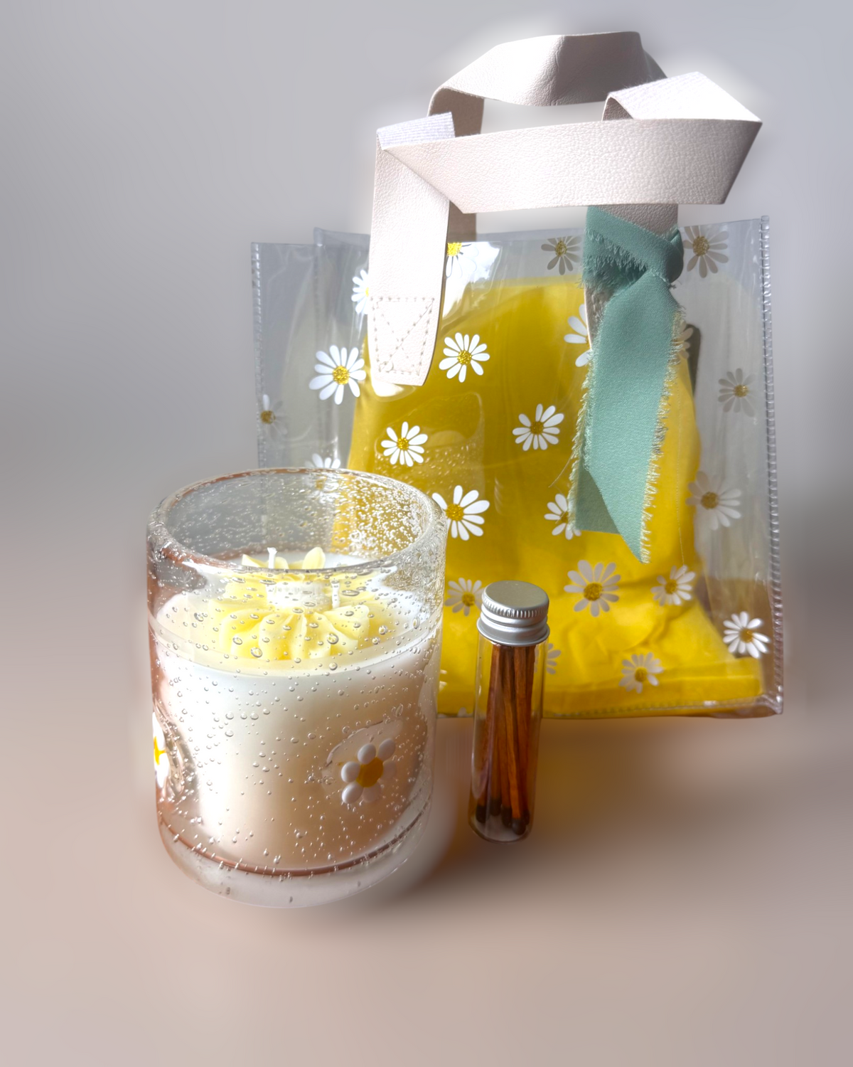 SOLD OUT - LIMITED EDITION - DAISY CANDLE GIFT BAG