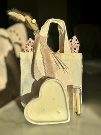 NILLA IVORY HEART