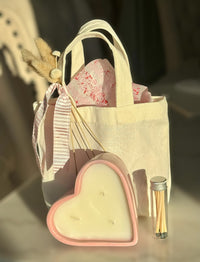 HUSHED PINK HEART